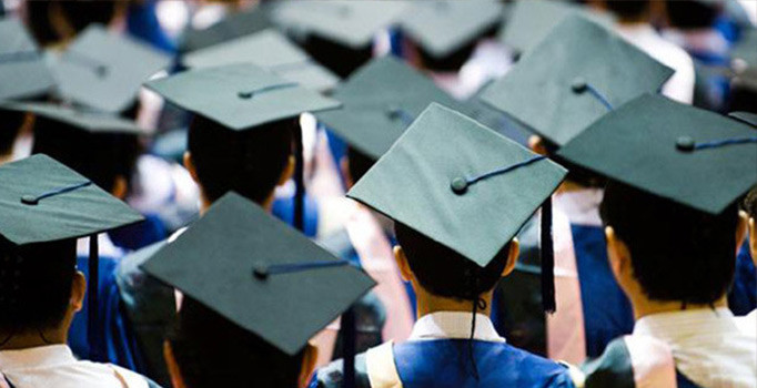 Son dakika! Yardımcı doçentlik kalktı