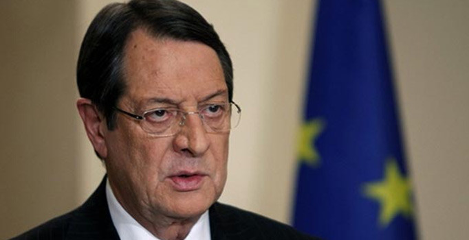 Rum liderden Türkiye'ye tuhaf çağrı: Müzakerelere yeniden başlayabiliriz