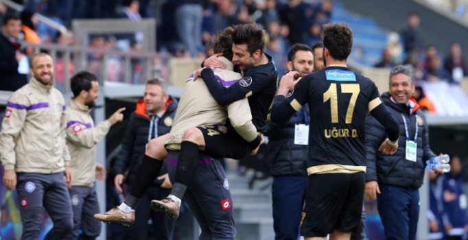 Osmanlıspor evinde Mersin İdmanyurdu'nu 3-1 yendi