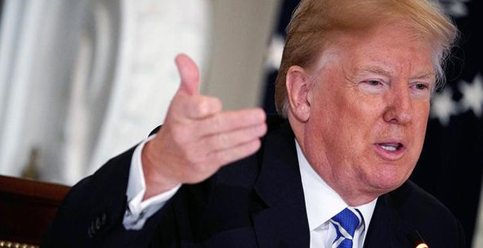 Trump'tan garip teklif: Öğretmenler silahlandırılmalı