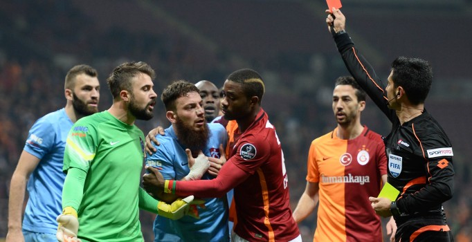 Jose Bosingwa: Tük futbolu için utanç gecesi