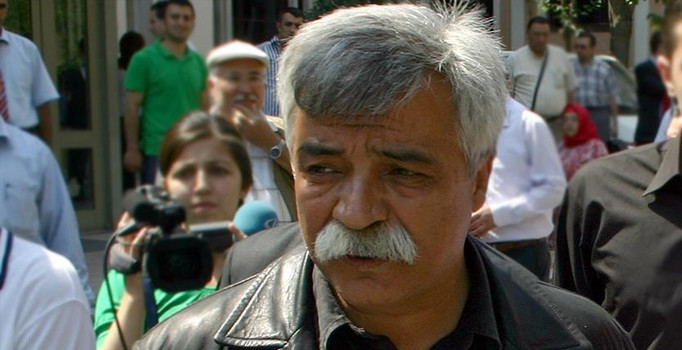 'Ozan Arif'e Bahçeli'ye hakaretten para cezası