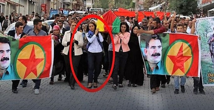 HDP Van Milletvekili Tuğba Hezer hakkında soruşturma başlatıldı - Tuğba Hezer kimdir?