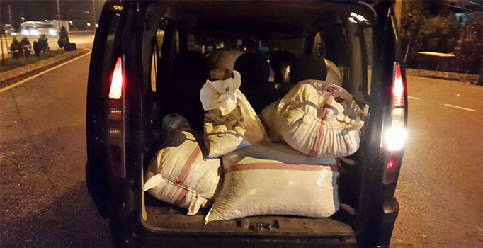 Fındık çuvalları arasında kaçak sigara bulundu