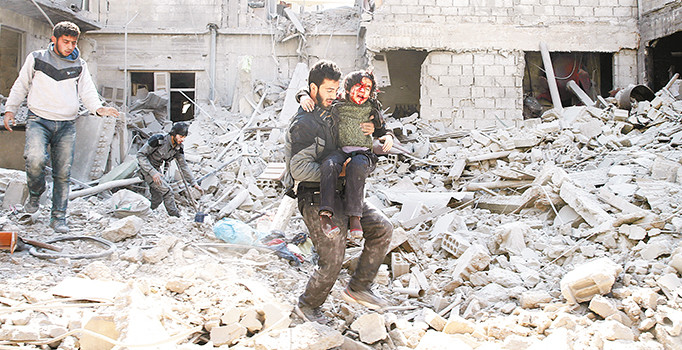 Hem vuruyor hem soruyor