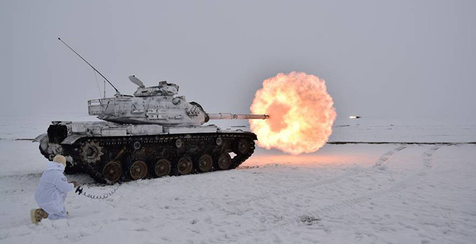 Kars'ta yerli silahlarla tatbikat