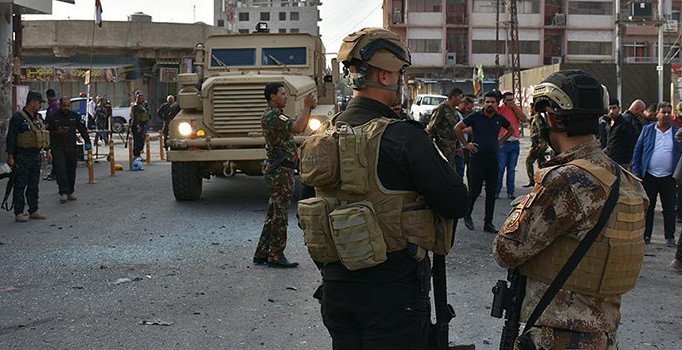 Kerkük'te intihar saldırısı girişimi önlendi: Canlı bomba öldürüldü 3 koruma yaralandı