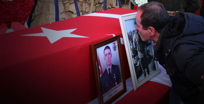 Afrin şehidine babasından acı veda: Oğlum seninle gurur duyuyorum