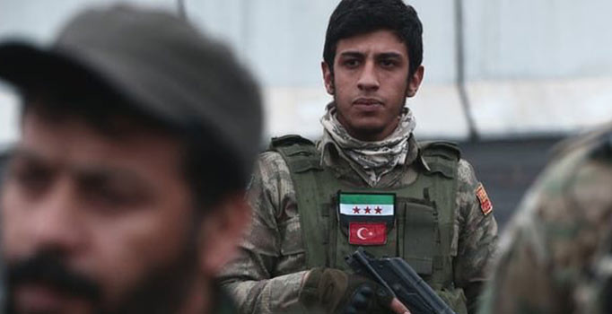 Afrinli 'Kürt Şahinler' YPG/PKK'ya karşı savaşacak
