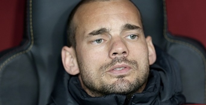 Hollandalı gazeteci Richard Neve: Sneijder ayrılmayı düşünüyor