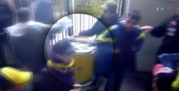 Beşiktaş-Fenerbahçe derbisine meşaleler böyle sokuldu