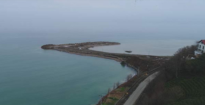 Rize-Artvin Havalimanı'nda 9 milyon ton taş kullanıldı