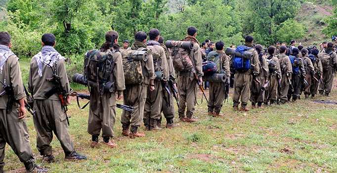 YPG/PKK'lı teröristler sivillerin arasında gizlenmeye çalışmış