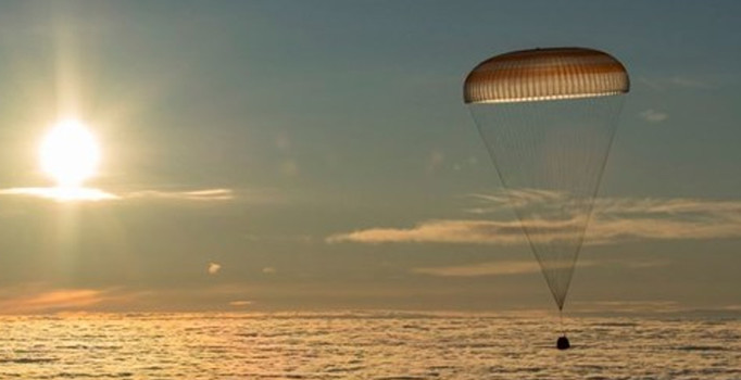 Soyuz kapsülü Dünya'ya döndü