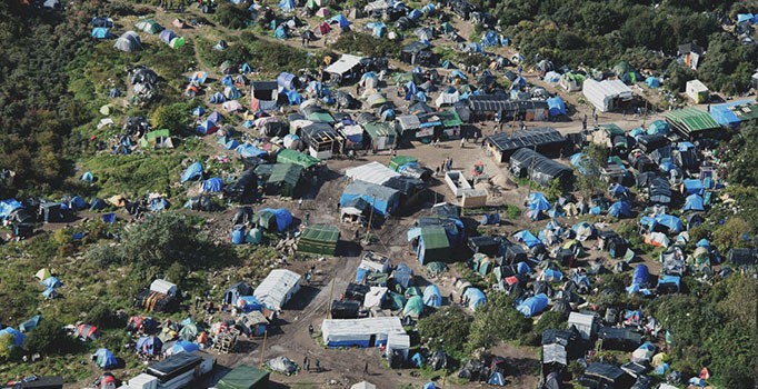 Calais'deki sığınmacıların "vahşi ormanı" tahliye edilecek