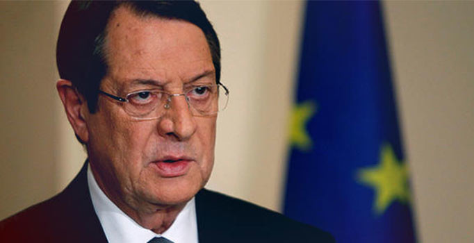 Rum lider Türkiye ve KKTC'yi suçladı