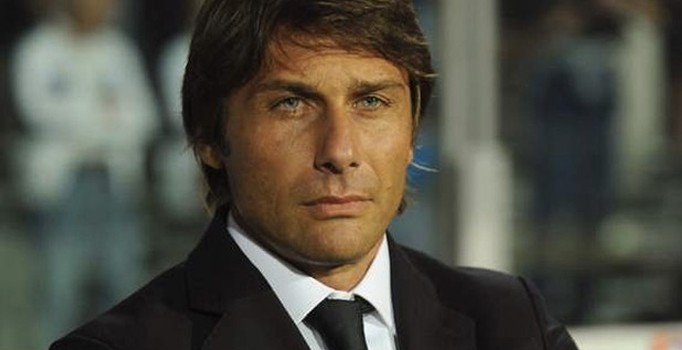 Chelsea teknik direktör olarak Antonio Conte'yle anlaştı
