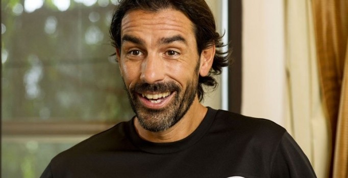 Robert Pires ikinci kez futbola veda etti