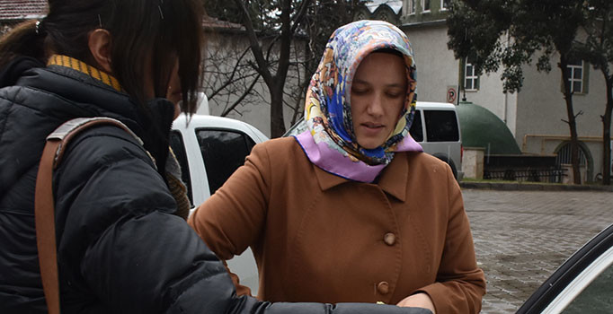 FETÖ'nün eyalet ablasına ev hapsi