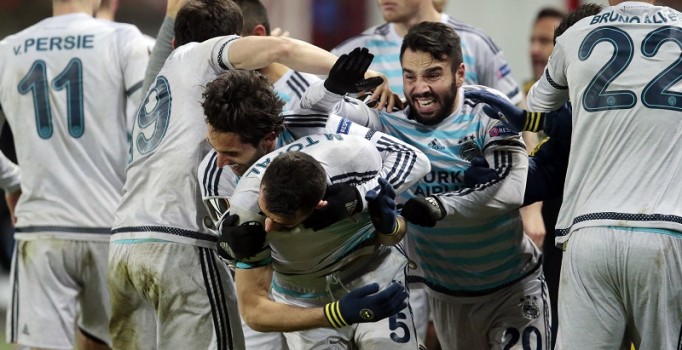 Fenerbahçe deplasmanda Lokomotiv Moskova ile 1-1 berabere kalarak tur atladı