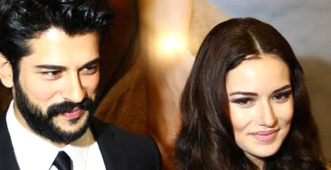 Fahriye Evcen Burak Özçivit kavga mı etti | Neden kavga etti? Burak Özçivit Fahriye Evcen ayrılacak