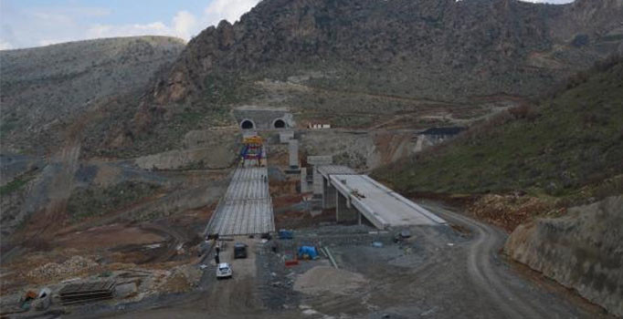 4 Cumhurbaşkanı, 7 Başbakan değiştiren Şırnak-Cizre yolu Haziran'da açılıyor