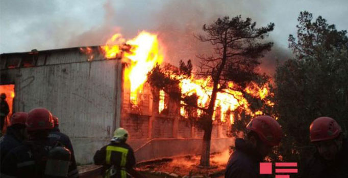 Azerbaycan'da yangın faciası: 24 kişinin cesedi bulundu
