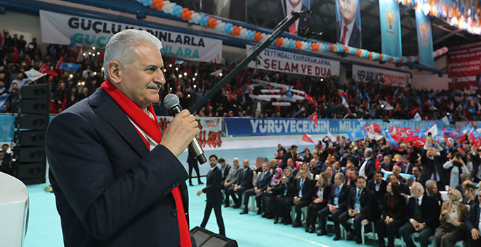 Binali Yıldırım: Bizi 3-5 terör örgütleri ile tehdit edeceklerini düşünenler varsa çok yanılırlar