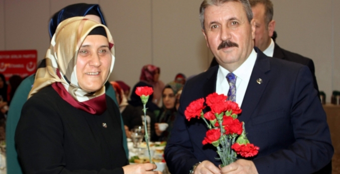 BBP Lideri Destici: Aile saadetimizi bulmak zorundayız