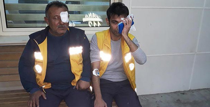 Adana'da ölen köpeği götürmeyen 112 ekibini dövdüler