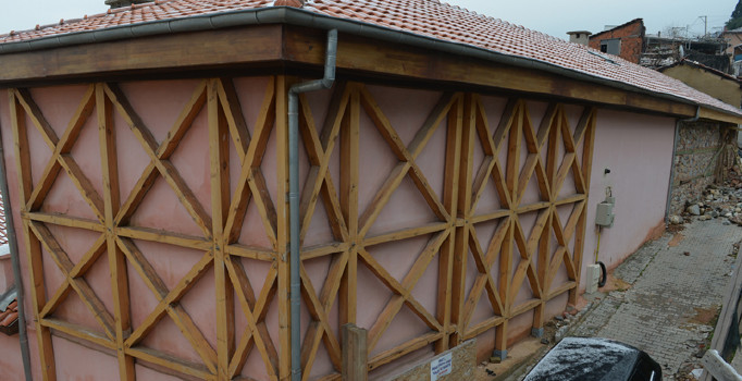 Somuncu Baba Evi ayağa kalkıyor | Bursa haberleri