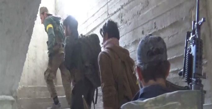 Teröristlerden temizlenen Raco'ya giriş anları görüntülendi