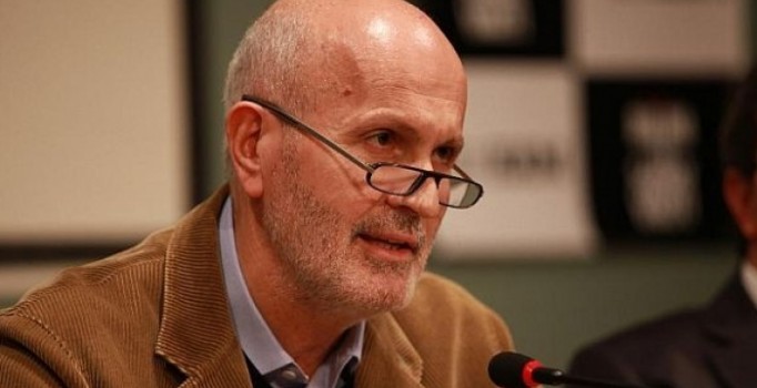 Mensur Akgün KARAR’da