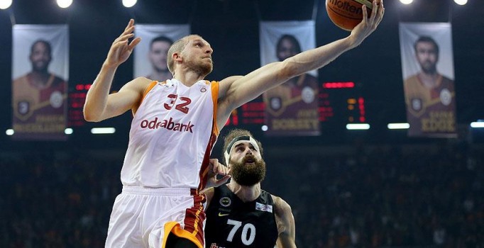 Spor Toto Basketbol Ligi'nde Fenerbahçe Galatasaray'ı ağırlıyor