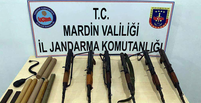 Mardin'de PKK'ya ait silah ve döküman ele geçirildi
