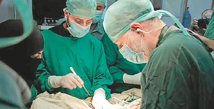 Neşterim vahşete tahammül edemiyor