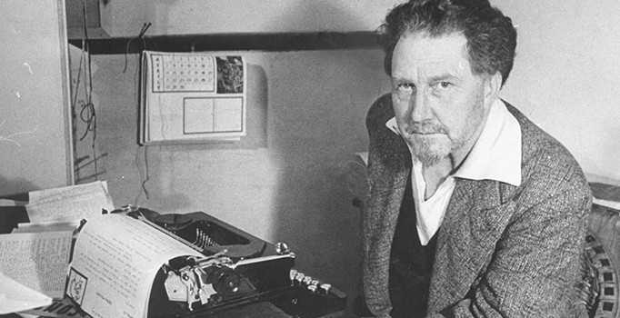 Halil Turhanlı yazdı: Şairin bir ırkçı olarak portresi