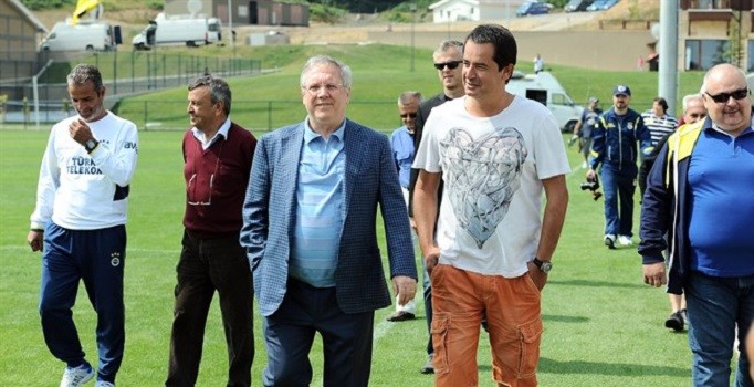 Acun Ilıcalı, Fenerbahçe'den hisse aldı