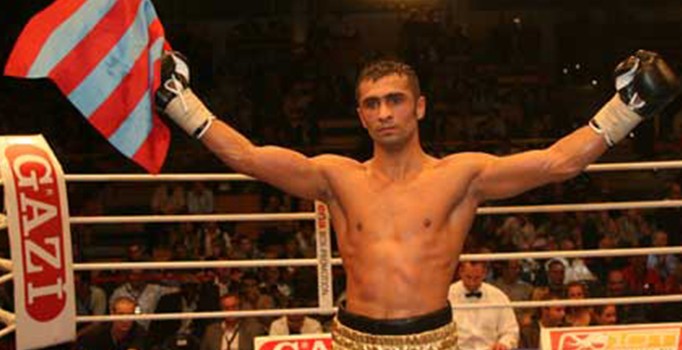 Selçuk Aydın, Zilic'i 2,5 saniyede nakavt etti