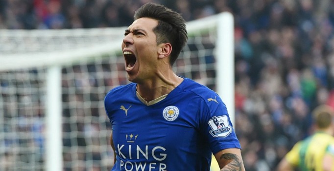 Leicester liderliği bırakmadı