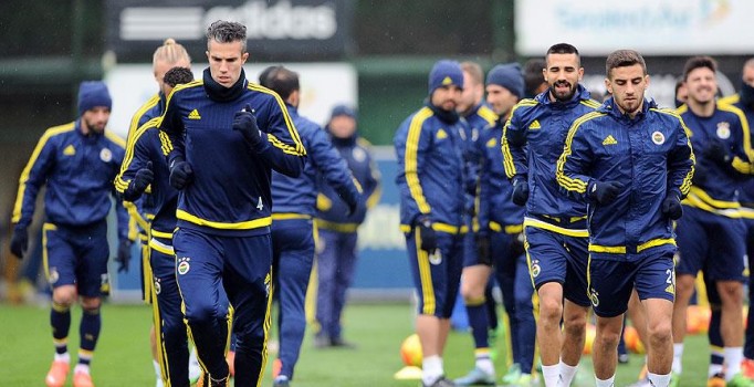 Fenerbahçe Beşiktaş derbisi hazırlıklarına başladı