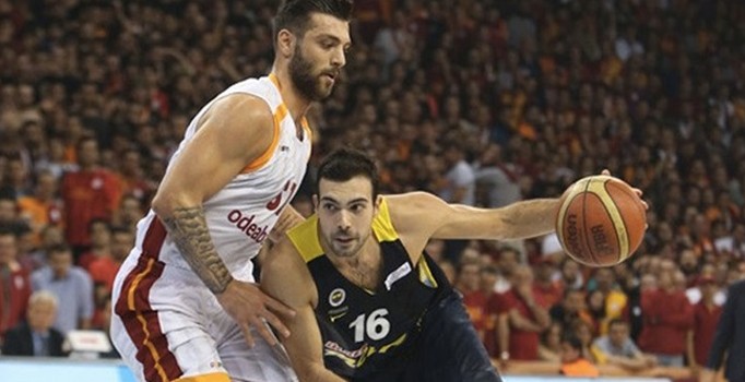 Fenerbahçe Galatasaray Odeabank'ı konuk ediyor