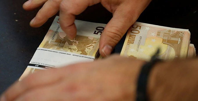 Son dakika! 4.73'ü gören euro rekor düzeye çıktı