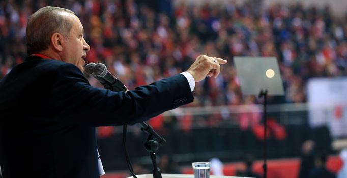 Erdoğan: Siz Afrin'e Türk ordusunun girmesini konuşamazsınız