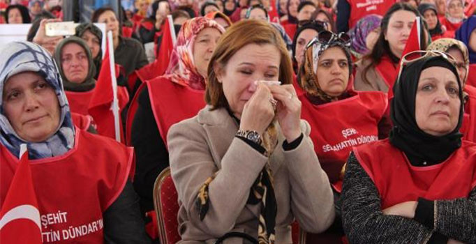 Şehit annesinden ağlatan mektup