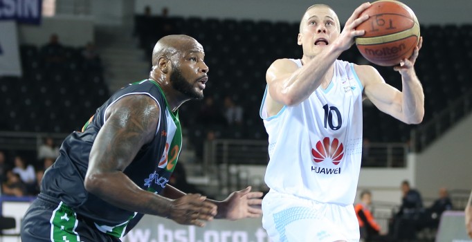 Türk Telekom sahasında Akın Çoap Yeşilgiresun'u 81-60 mağlup etti