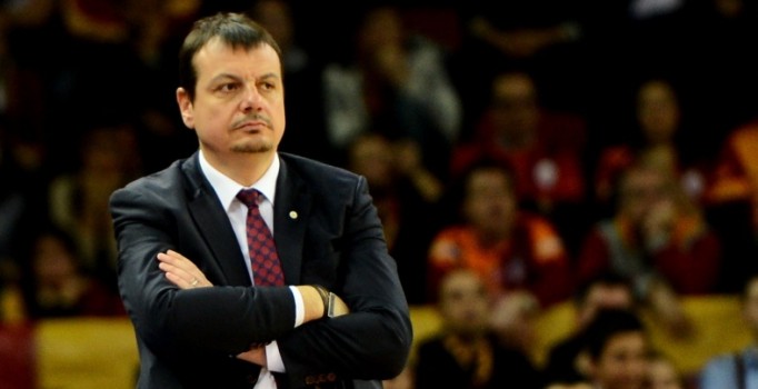 Ergin Ataman: Göksenin Köksal tüm sporcu gençlere örnek bir oyuncumdur