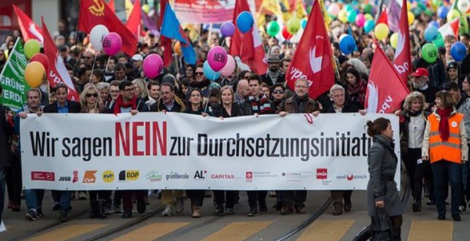 İsviçre'de "suç işleyen yabancıların sınır dışı edilmesi" teklifi reddedildi