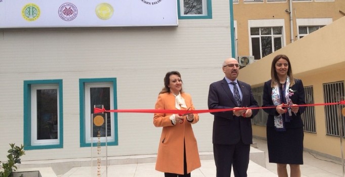 İstanbul Üniversitesi TETLAB Fikir Fabrikası törenle açıldı