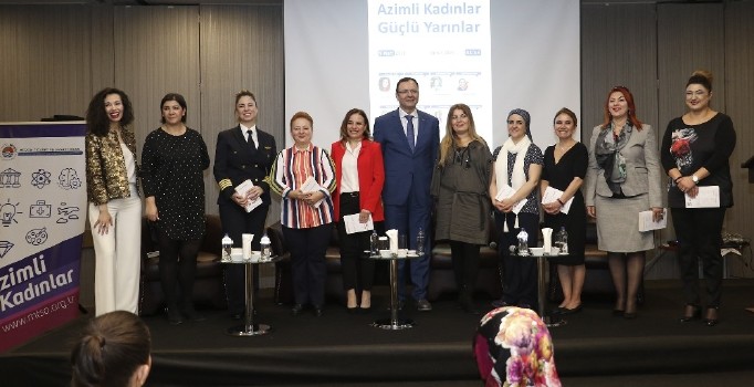 Mersin’de ‘Azimli Kadınlar Güçlü Yarınlar’ paneli